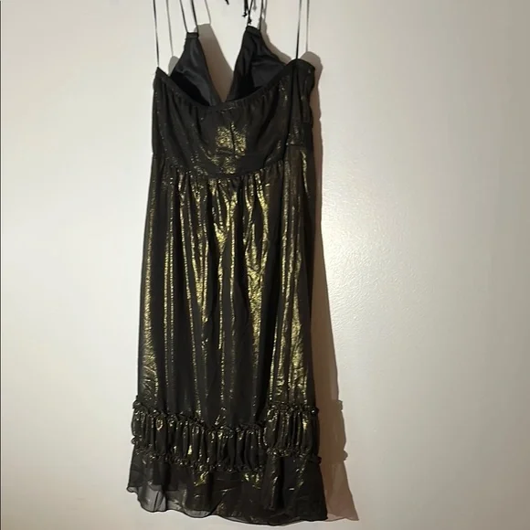 Elegant Black‎ and Gold Dress size 12 - Picture 4 of 9
